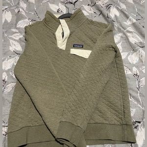 Patagonia sweater